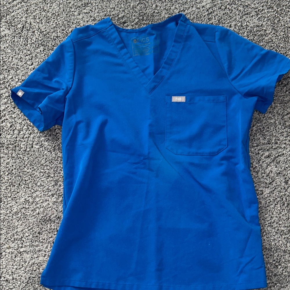 Blue V-Neck figs